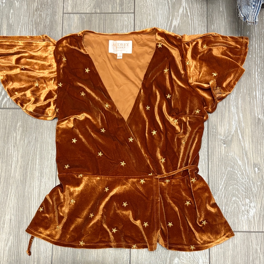 Audrey 3+1 Women's Velvet Star Wrap Blouse - Tan